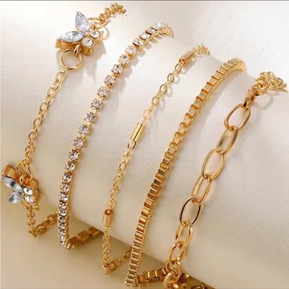 🔥 NEW Gold Rhinestone Chain Bracelet Set 🔥 - Picture 2 of 2